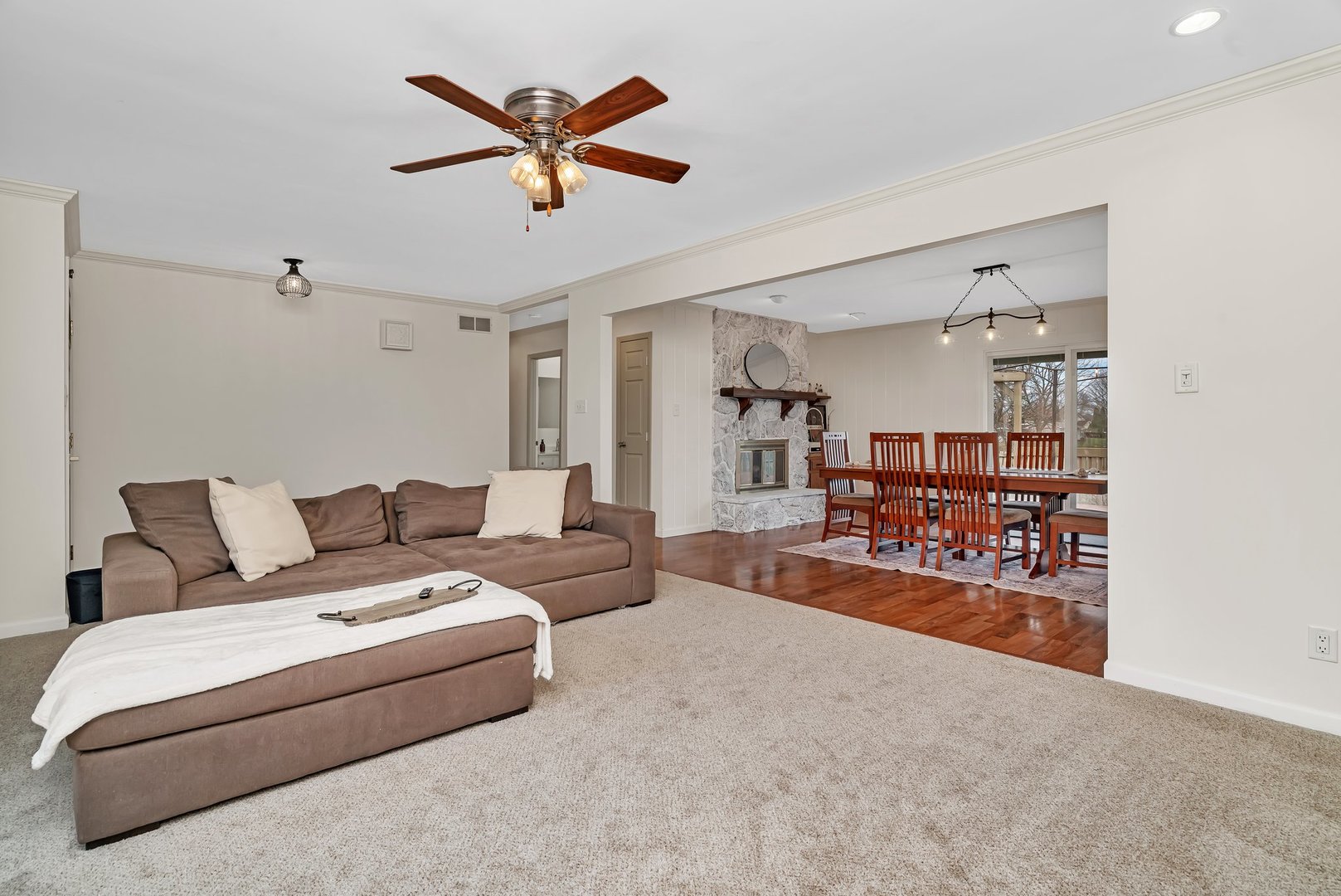 218 San Carlos Road, Minooka, IL 60447