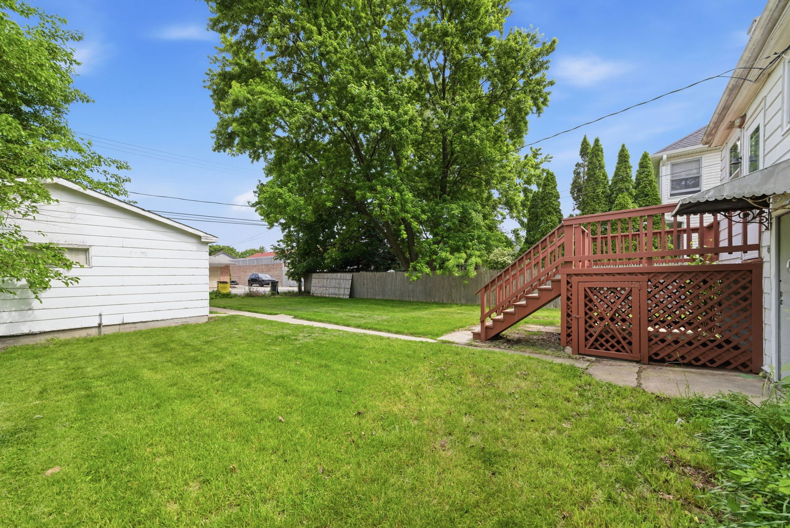 127 S Lincoln Street, Westmont, IL 60559