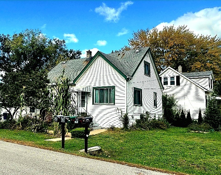 1100 W 173rd Street, East Hazel Crest, IL 60429