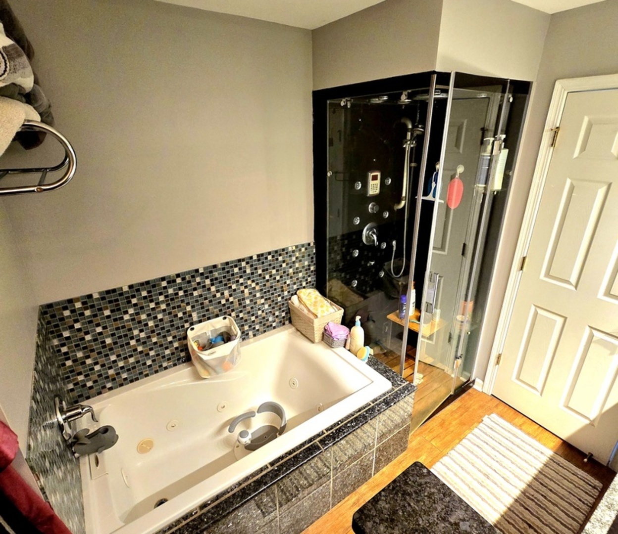 1736 Brookwood Road, Lisle, IL 60532