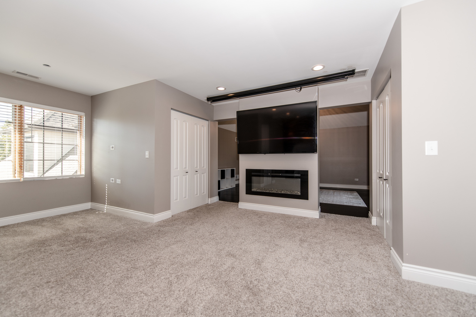 18911 S Palomino Drive, Shorewood, IL 60404