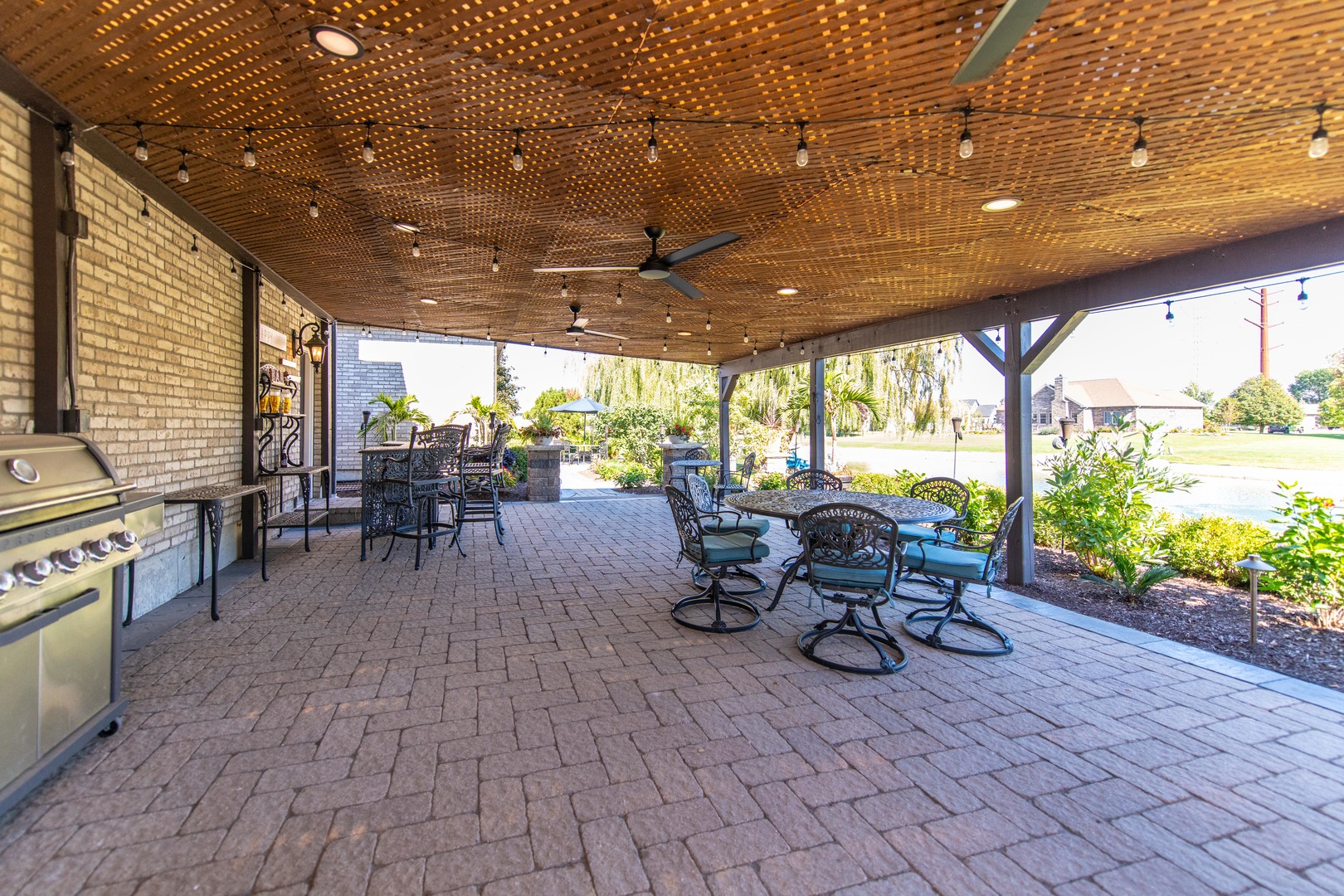 18911 S Palomino Drive, Shorewood, IL 60404