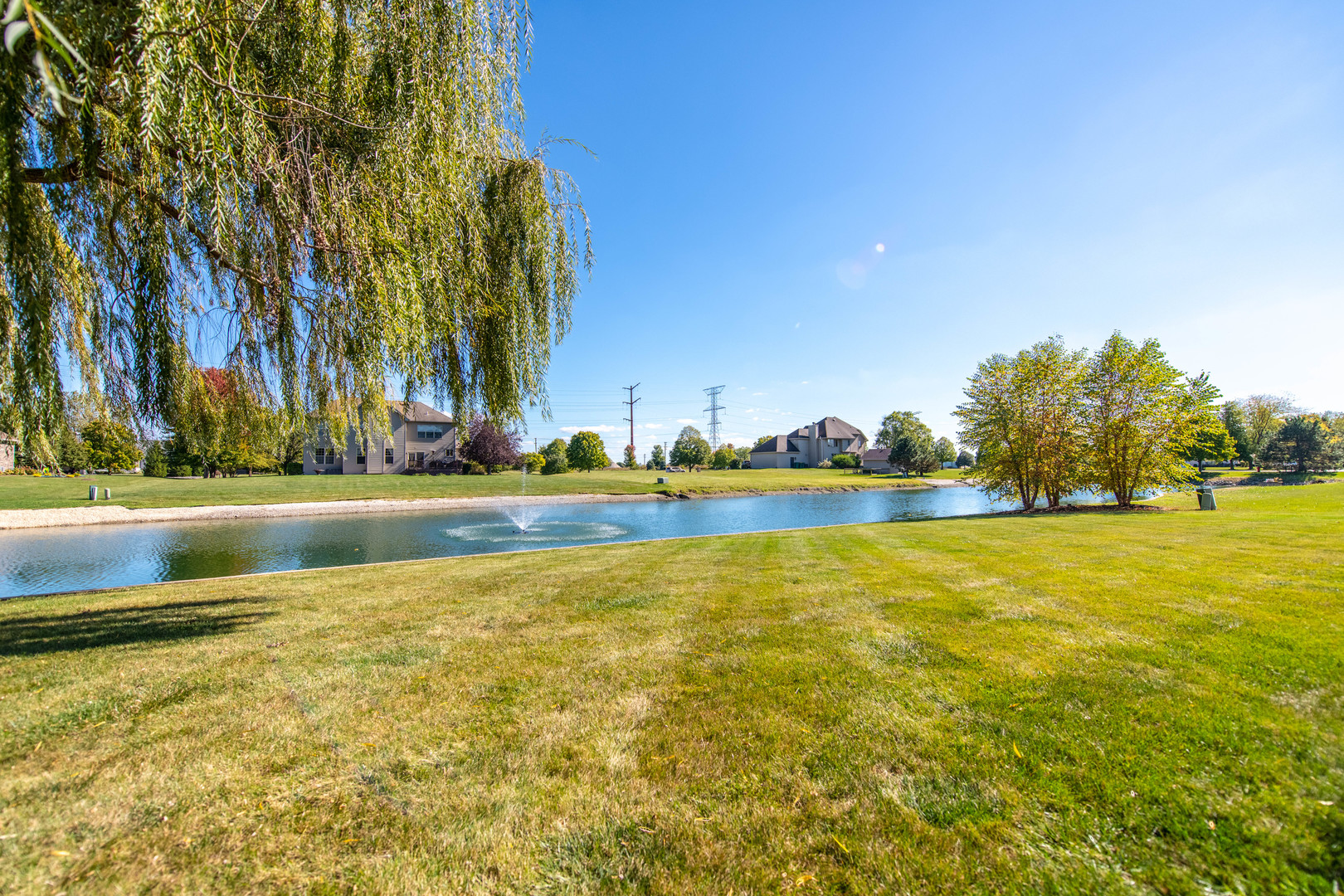 18911 S Palomino Drive, Shorewood, IL 60404