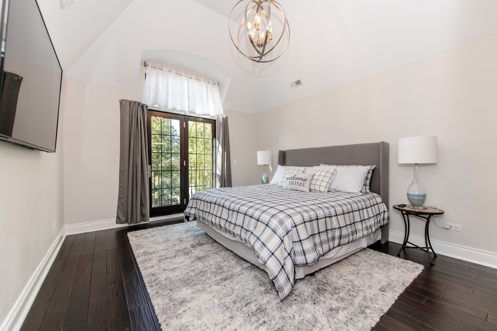 18911 S Palomino Drive, Shorewood, IL 60404