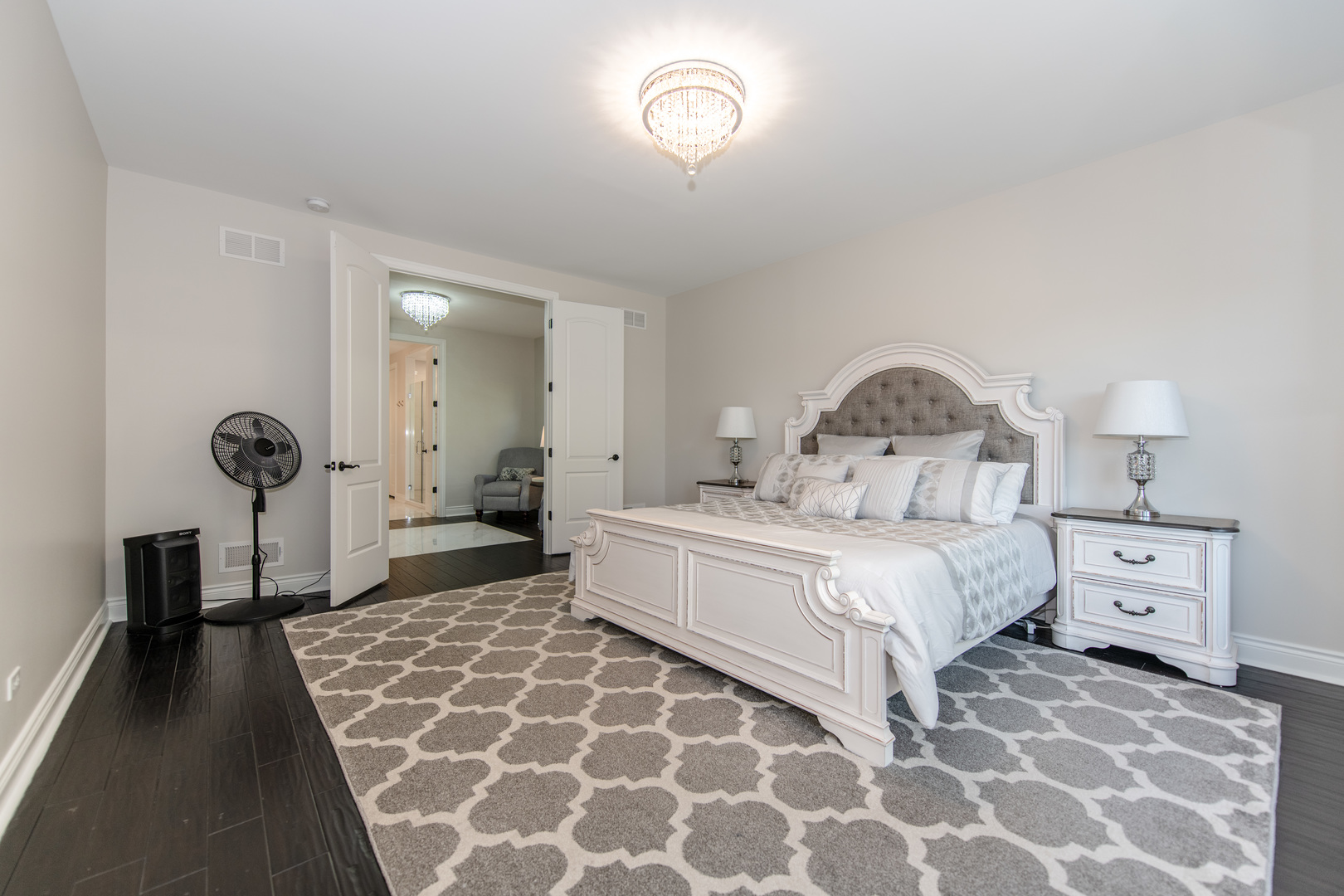 18911 S Palomino Drive, Shorewood, IL 60404