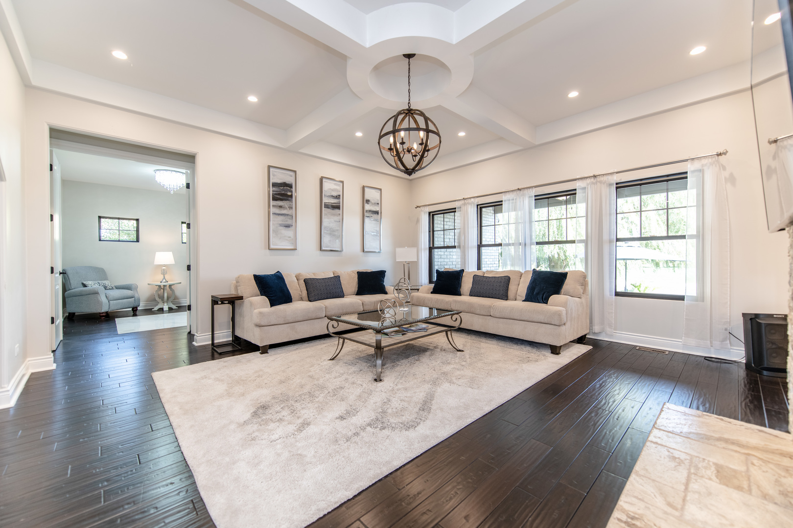 18911 S Palomino Drive, Shorewood, IL 60404