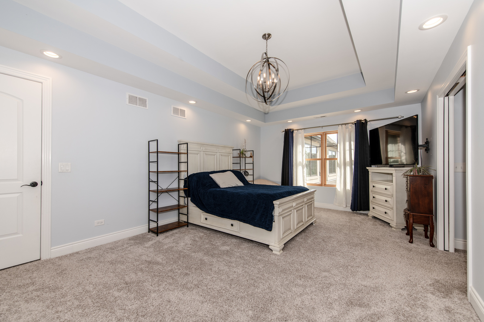 18911 S Palomino Drive, Shorewood, IL 60404