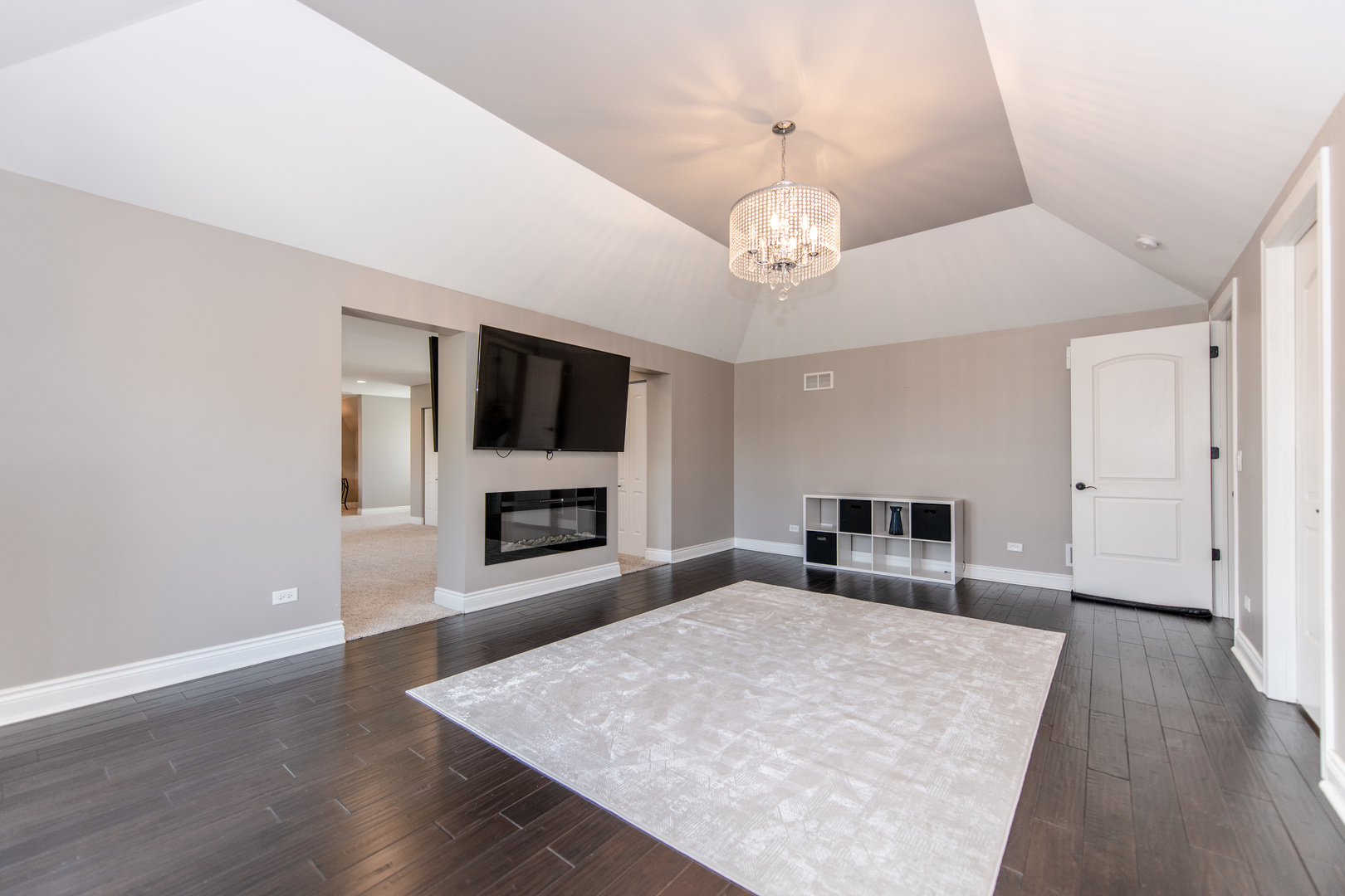 18911 S Palomino Drive, Shorewood, IL 60404