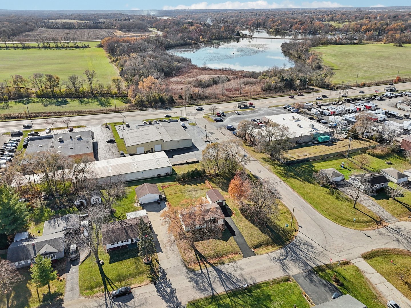 2413 Country Lane, McHenry, IL 60051