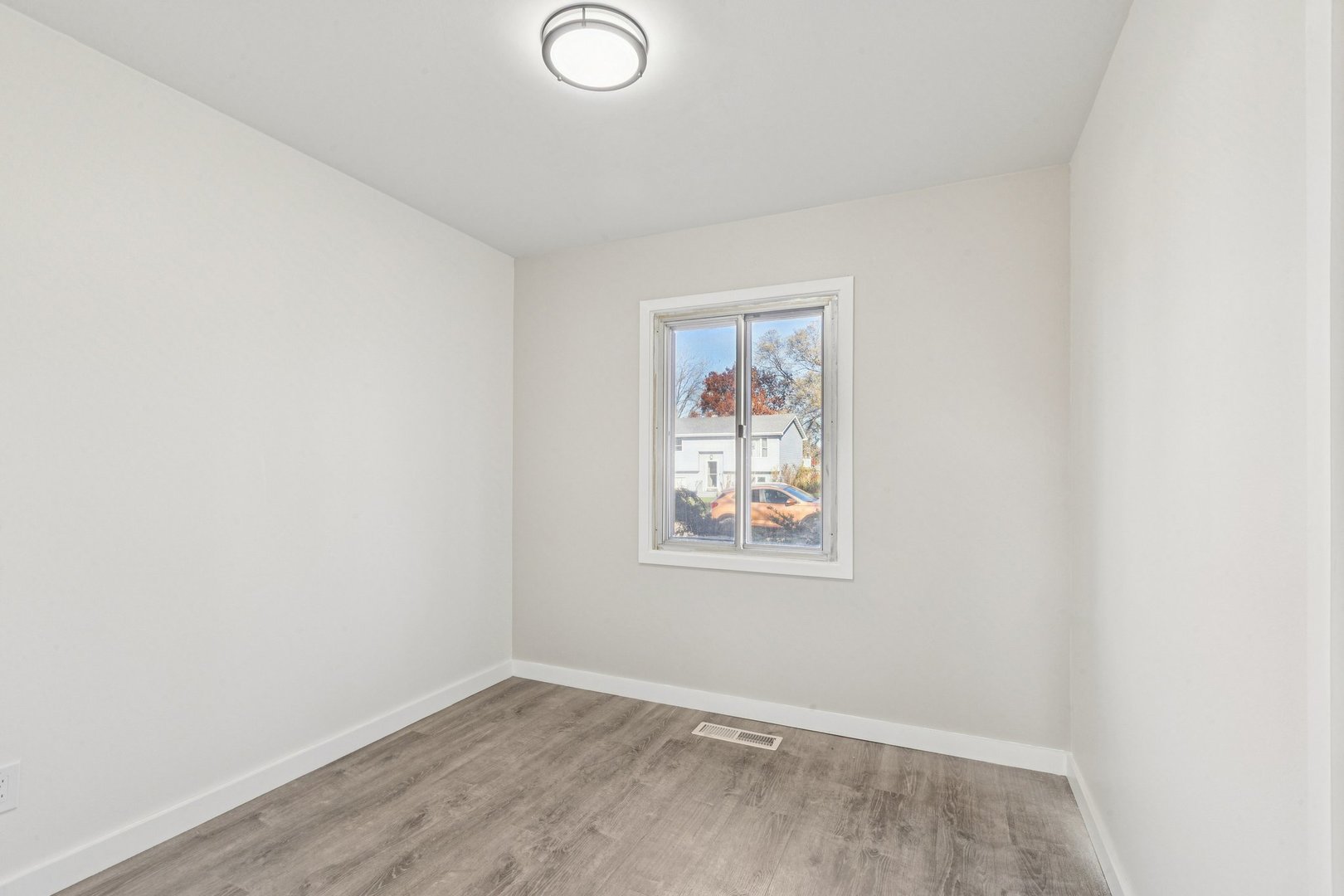 2413 Country Lane, McHenry, IL 60051