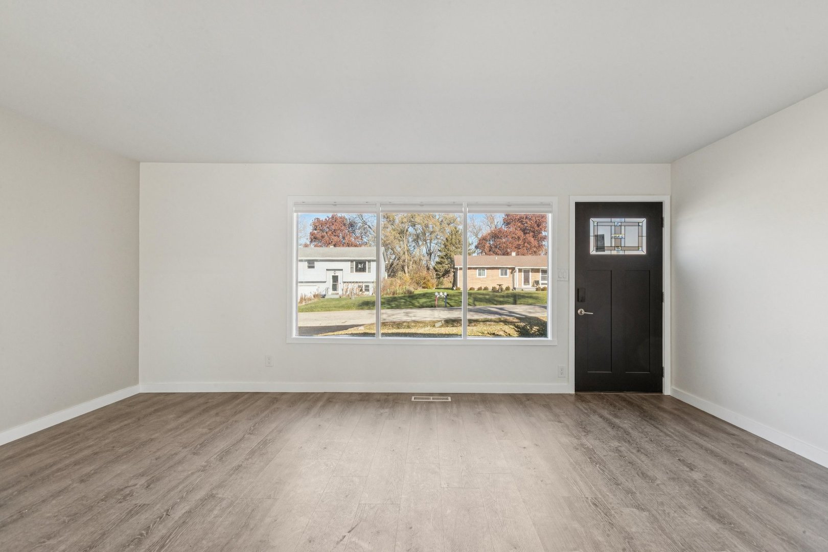 2413 Country Lane, McHenry, IL 60051