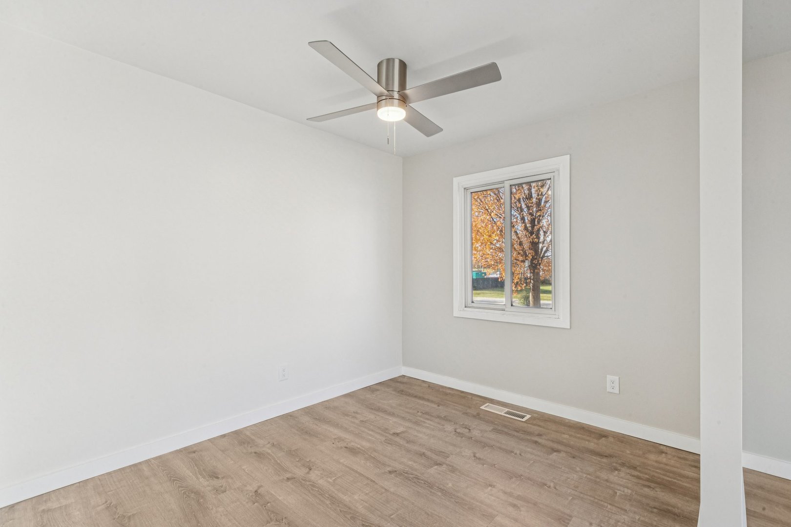 2413 Country Lane, McHenry, IL 60051