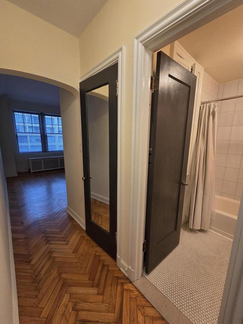 421 W Melrose Street #5D, Chicago, IL 60657