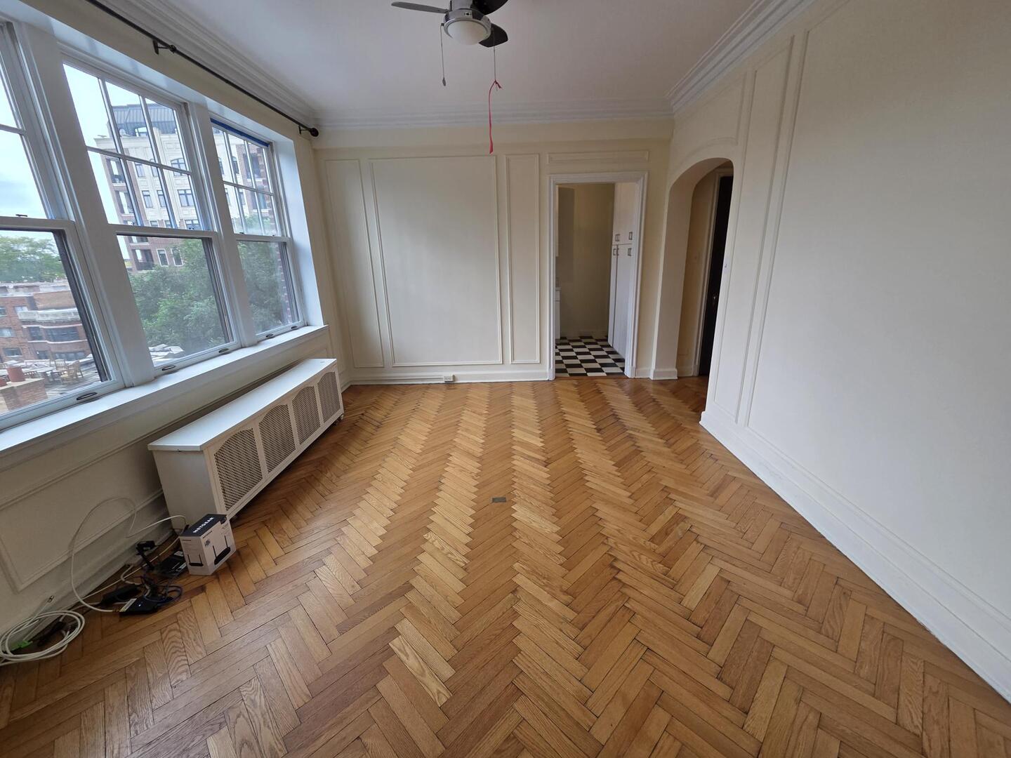 421 W Melrose Street #5D, Chicago, IL 60657