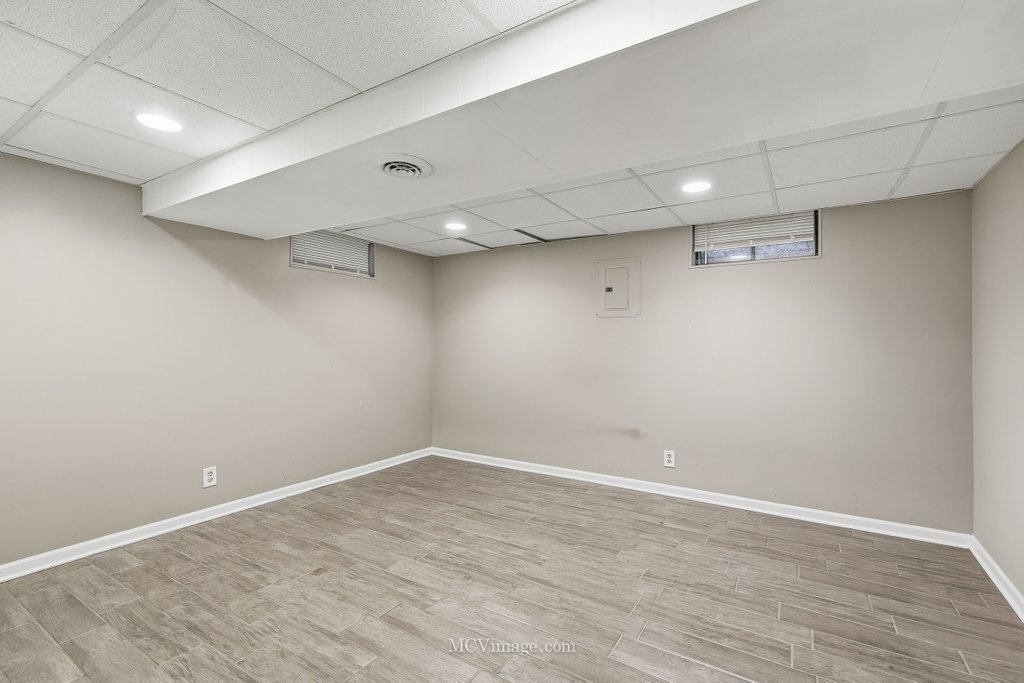 404 Sweetbriar Place, Plano, IL 60545