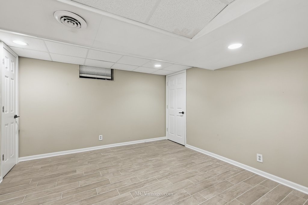 404 Sweetbriar Place, Plano, IL 60545