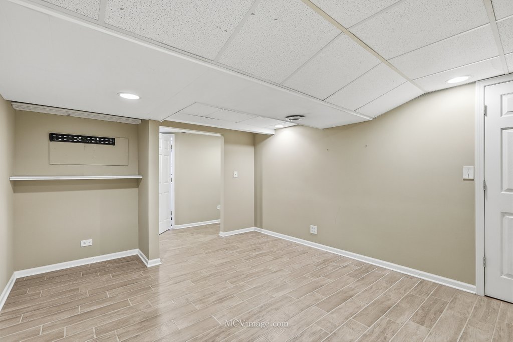 404 Sweetbriar Place, Plano, IL 60545