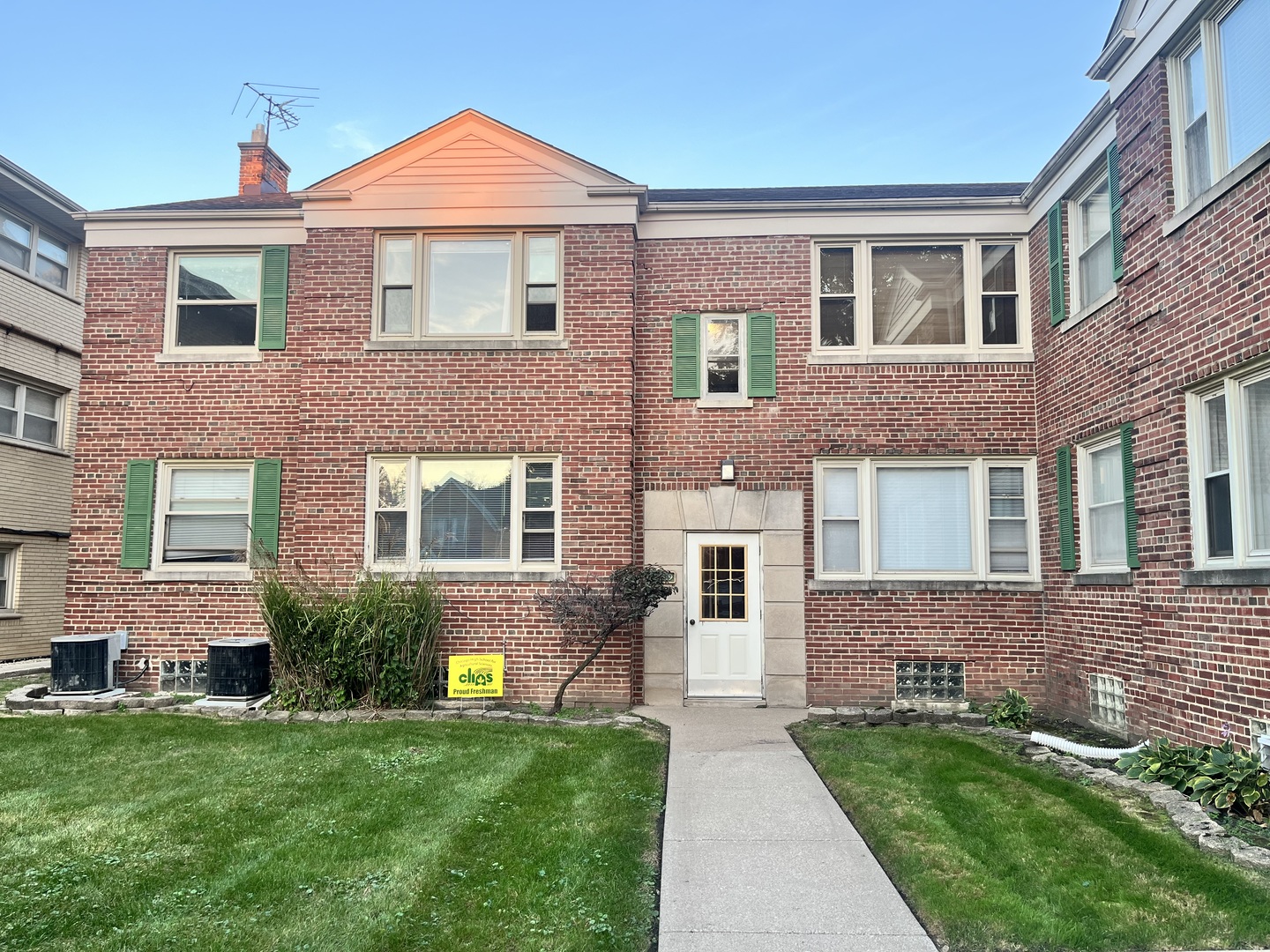 10529 S Artesian Avenue #2N, Chicago, IL 60655