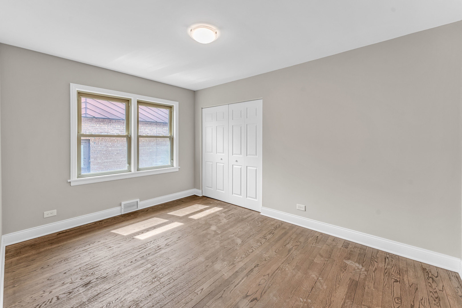 10026 S Spaulding Avenue, Evergreen Park, IL 60805