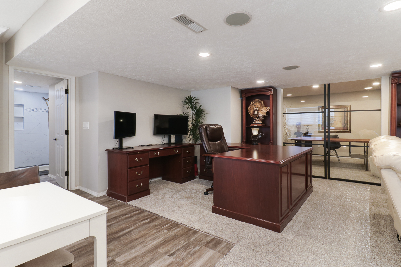 3 Pebblebrook Court, Bloomington, IL 61705