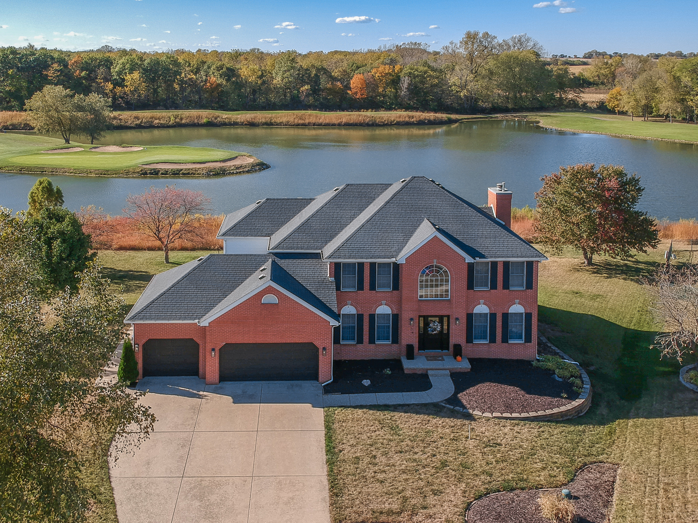 3 Pebblebrook Court, Bloomington, IL 61705