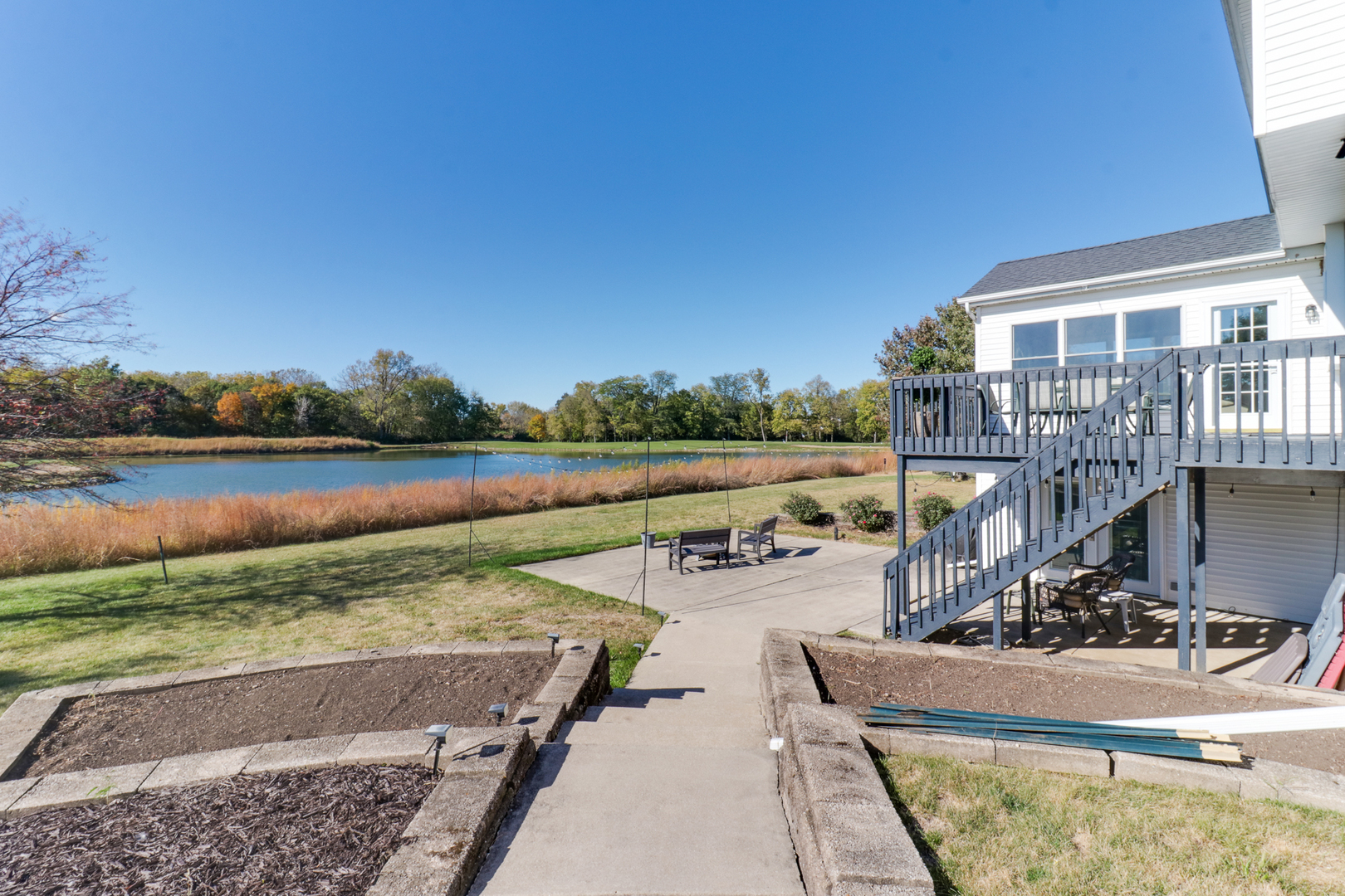 3 Pebblebrook Court, Bloomington, IL 61705