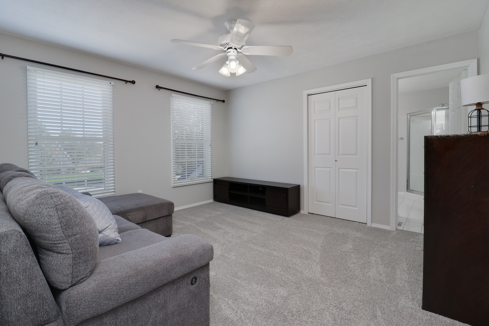 3 Pebblebrook Court, Bloomington, IL 61705