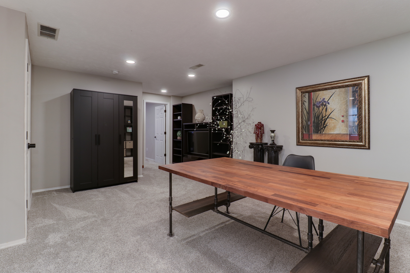 3 Pebblebrook Court, Bloomington, IL 61705