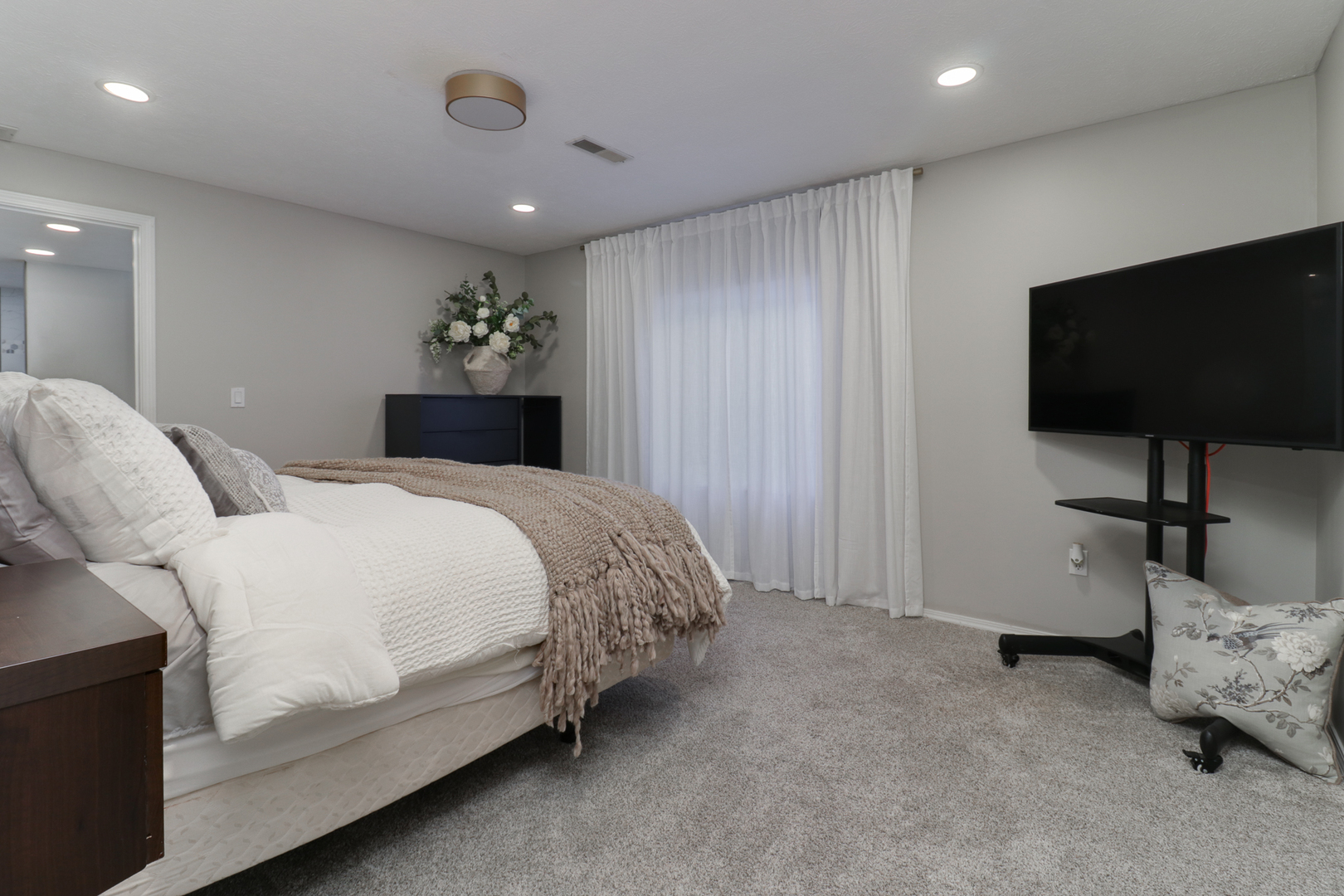 3 Pebblebrook Court, Bloomington, IL 61705