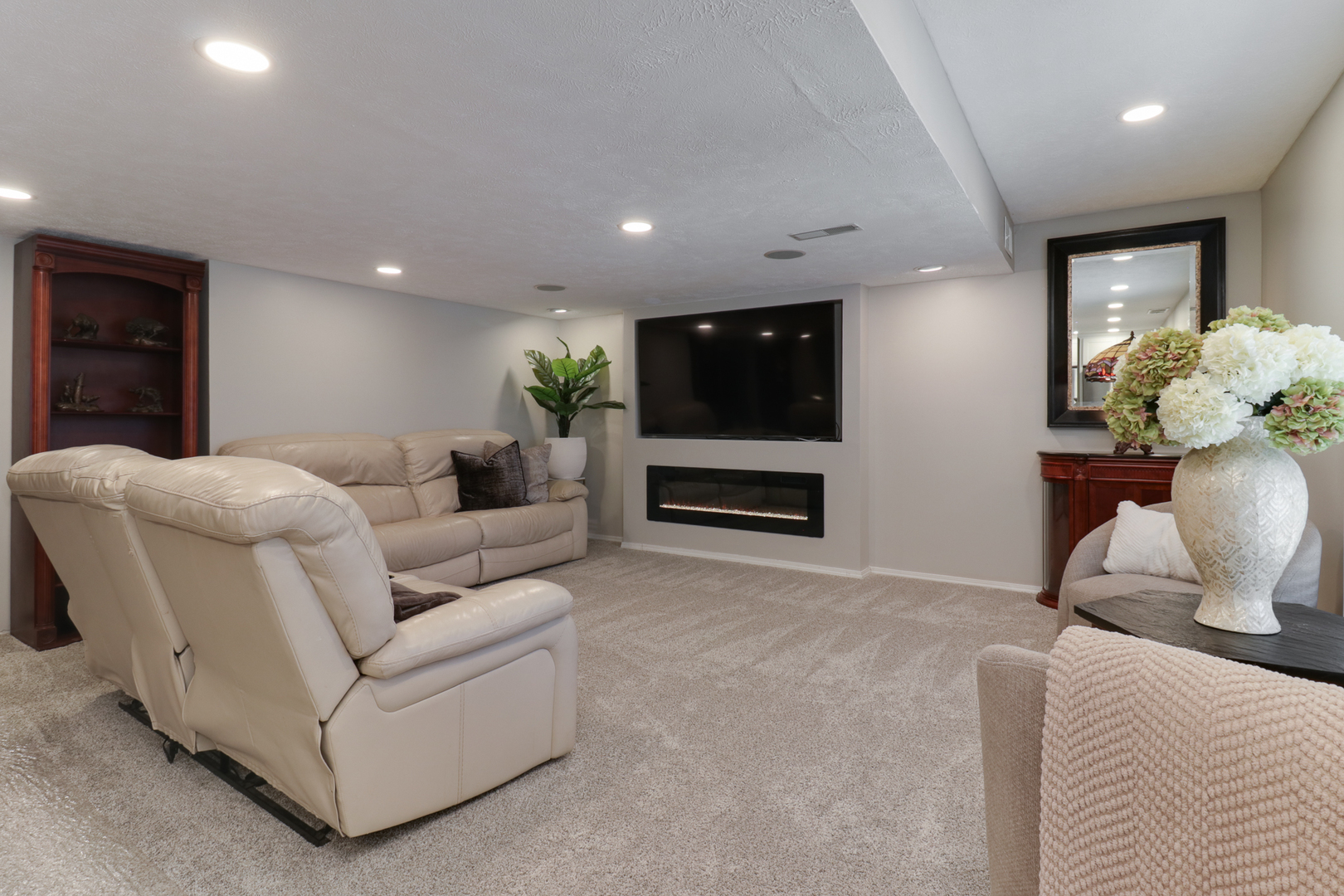 3 Pebblebrook Court, Bloomington, IL 61705