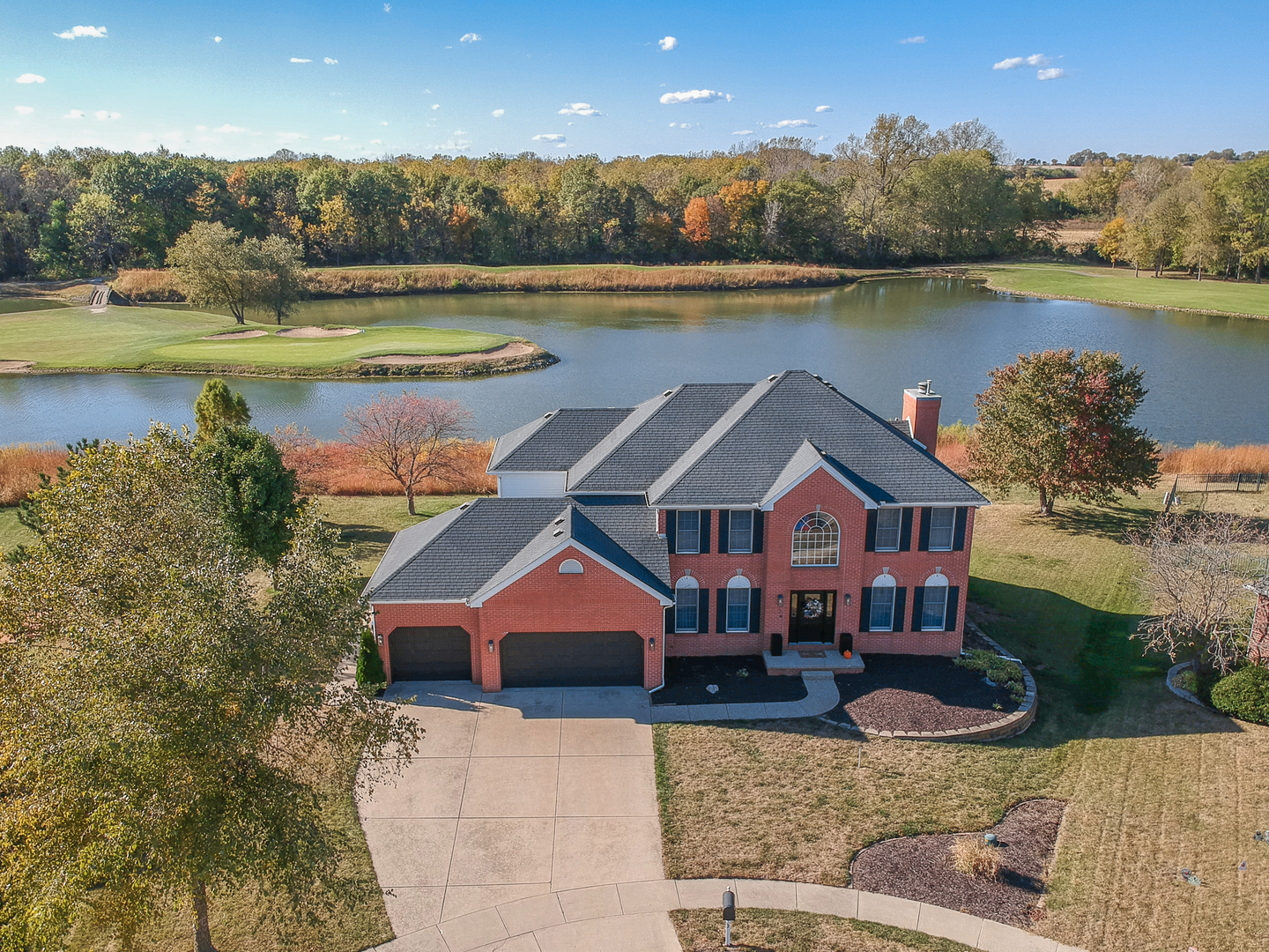 3 Pebblebrook Court, Bloomington, IL 61705