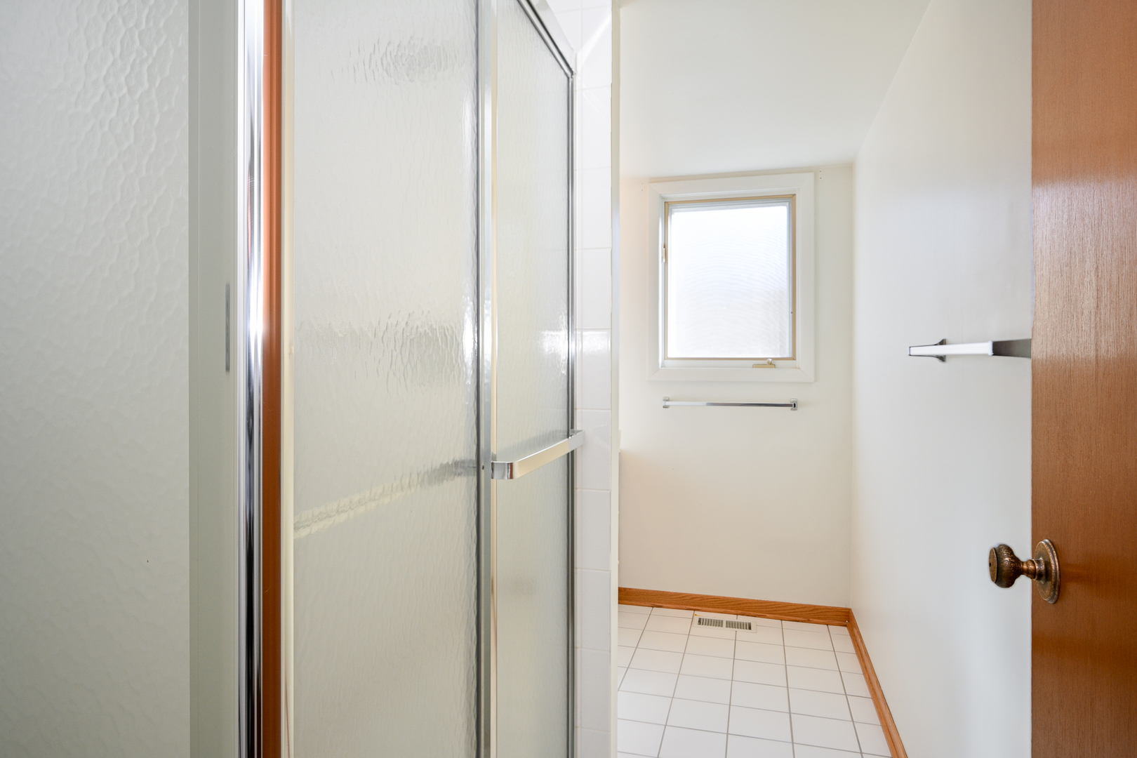 21W664 Glen Valley Drive, Glen Ellyn, IL 60137