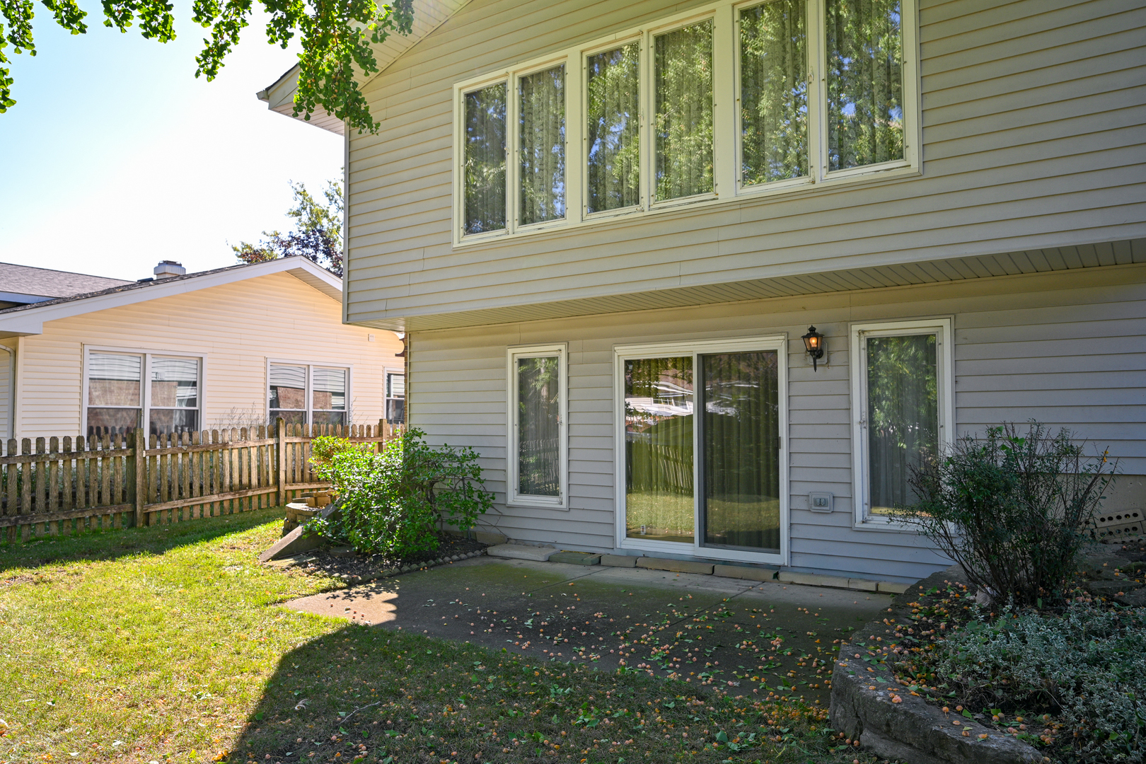 21W664 Glen Valley Drive, Glen Ellyn, IL 60137