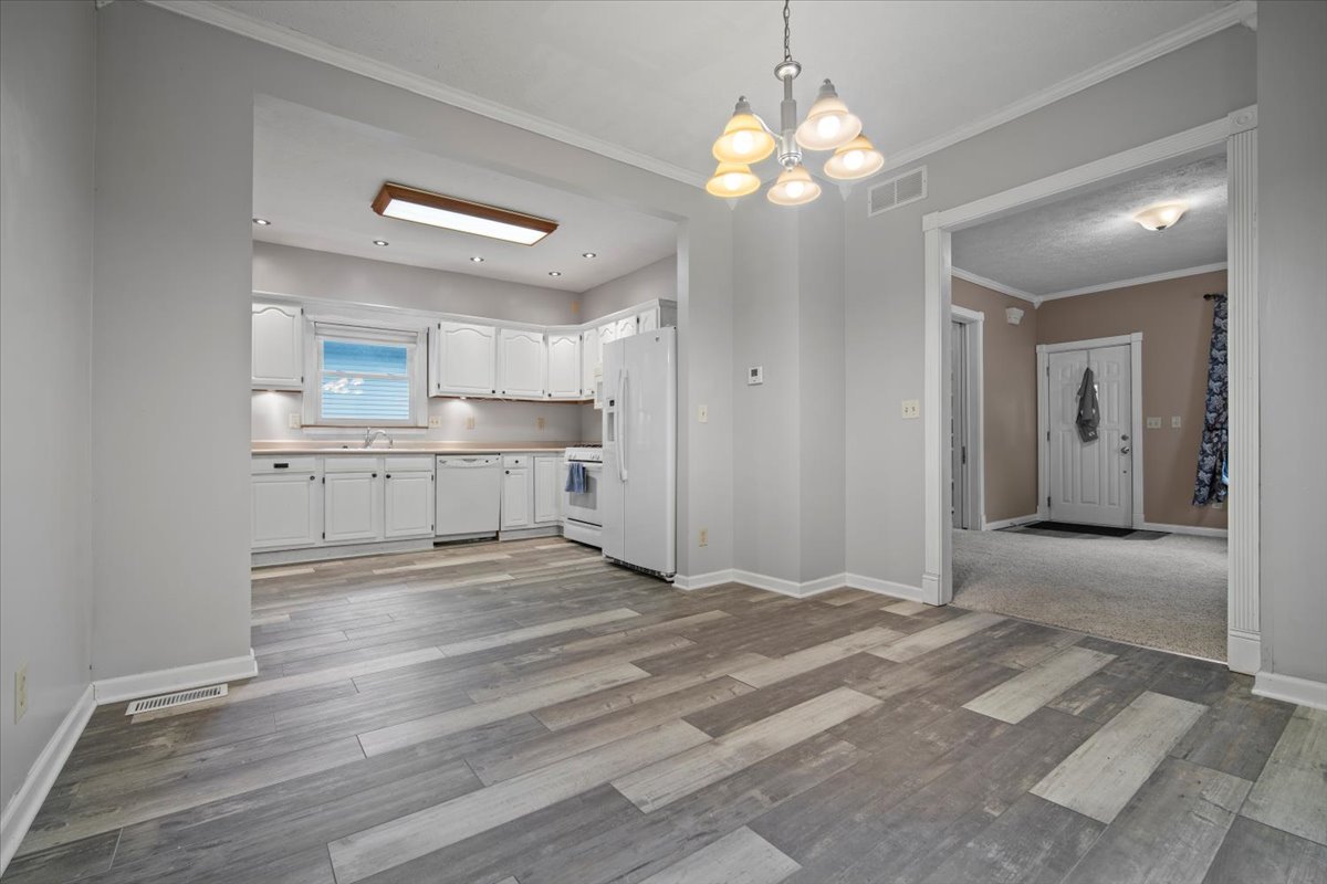 1219 Koch Street, Bloomington, IL 61701