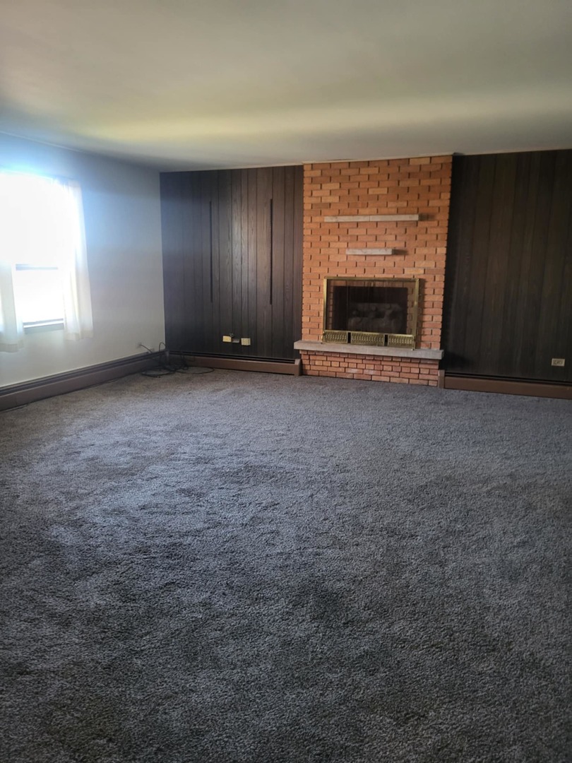 8435 S 81st Avenue #1, Justice, IL 60458