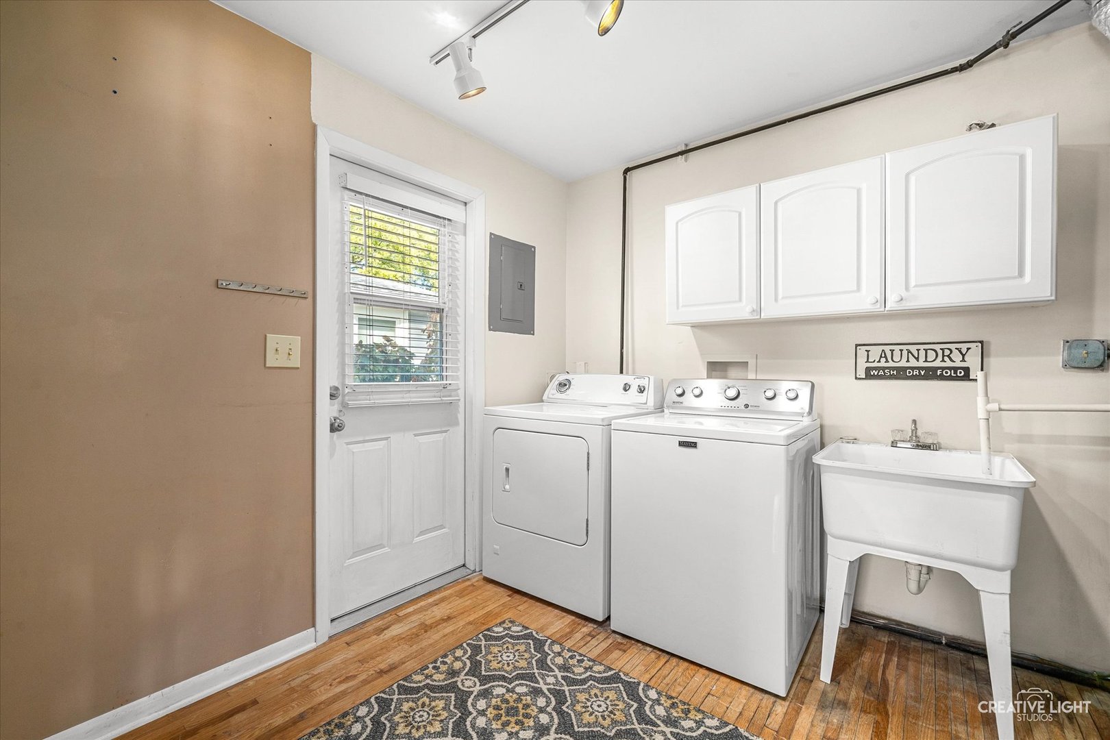 1205 Prairie Street, Aurora, IL 60506