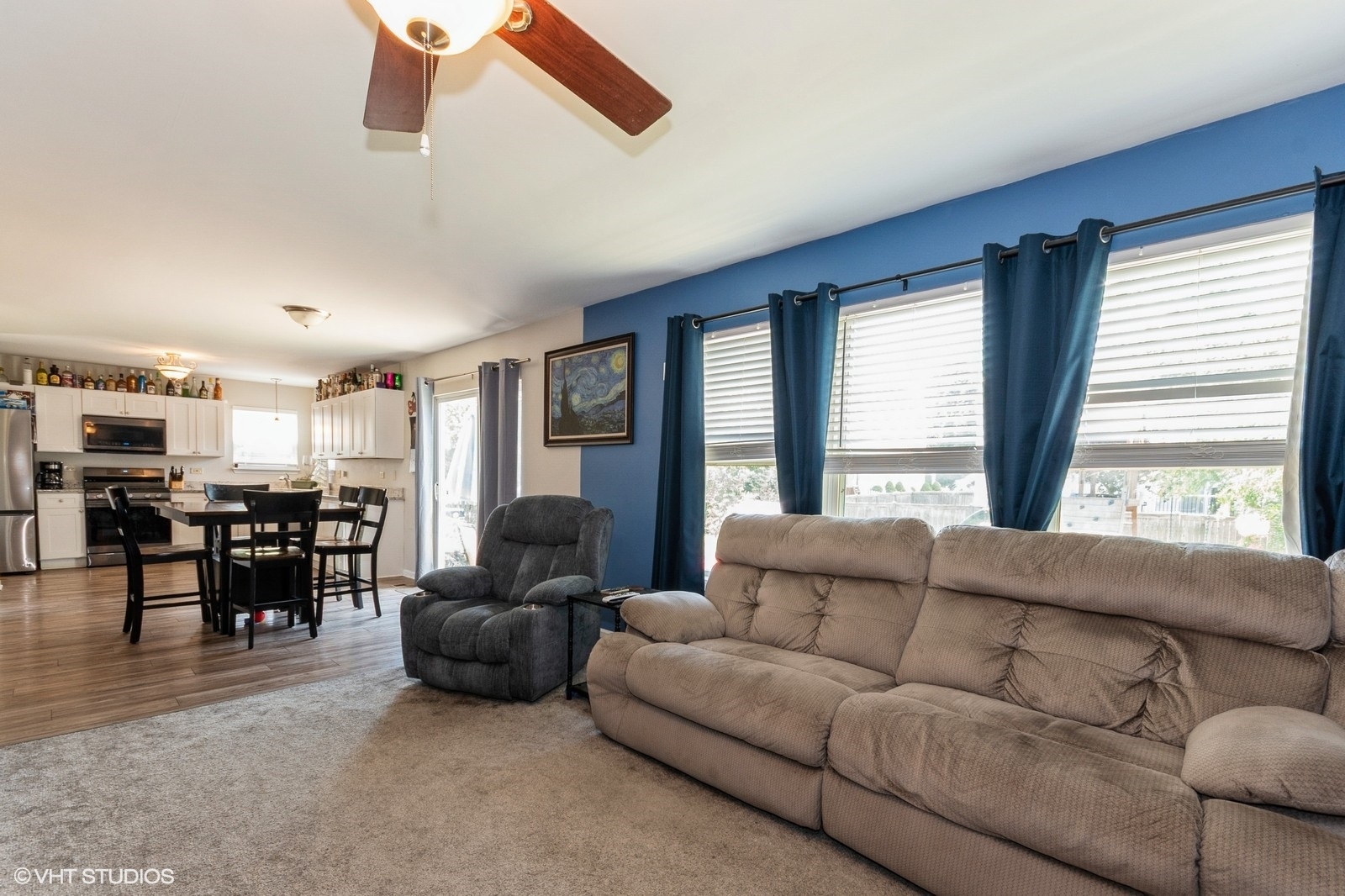 1811 Prairie Ridge Drive, Plainfield, IL 60586