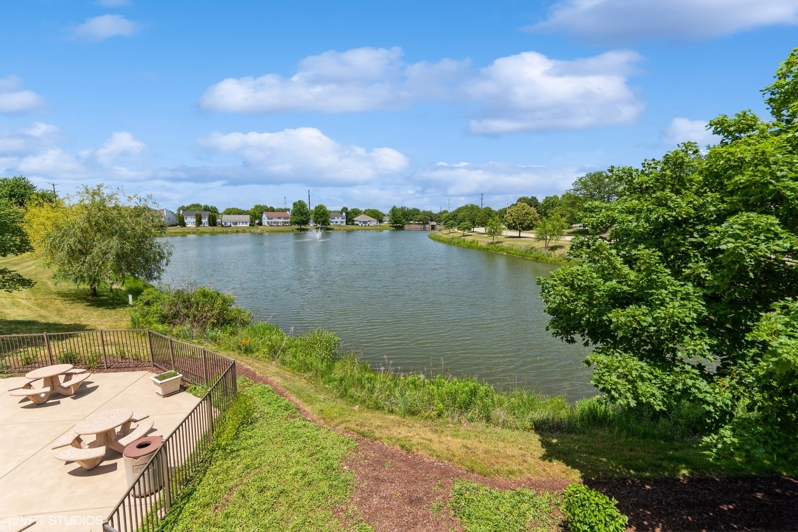 1811 Prairie Ridge Drive, Plainfield, IL 60586