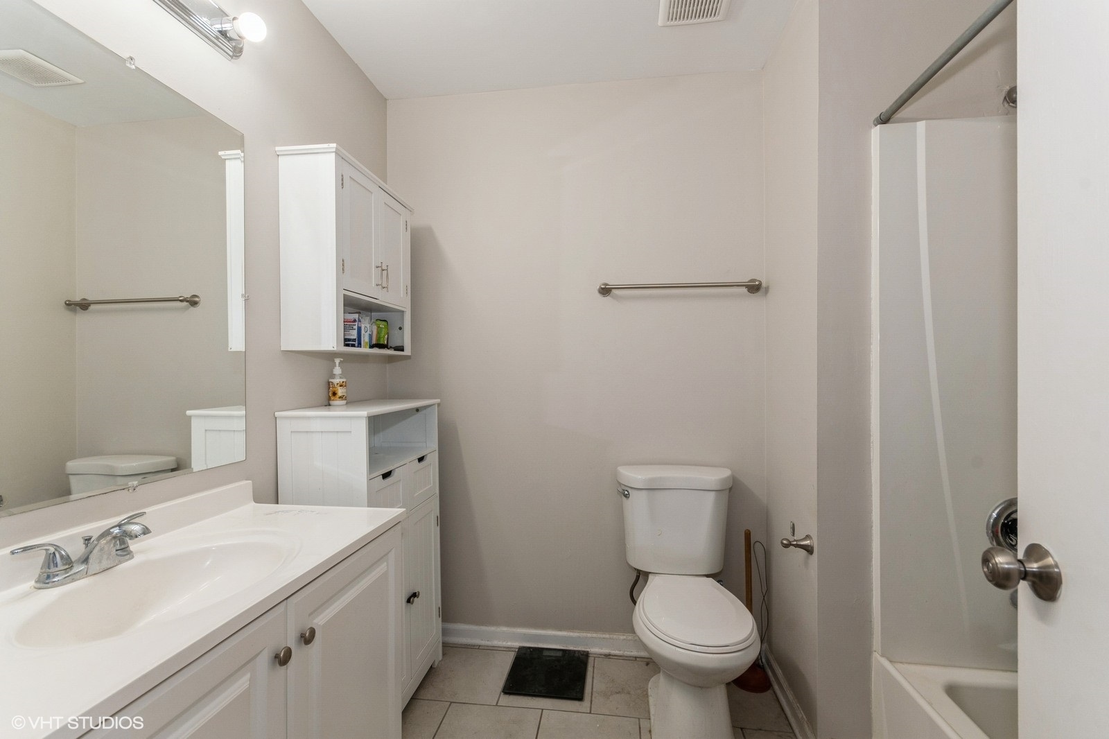 1811 Prairie Ridge Drive, Plainfield, IL 60586