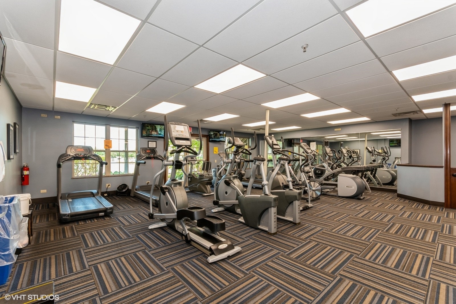 1811 Prairie Ridge Drive, Plainfield, IL 60586