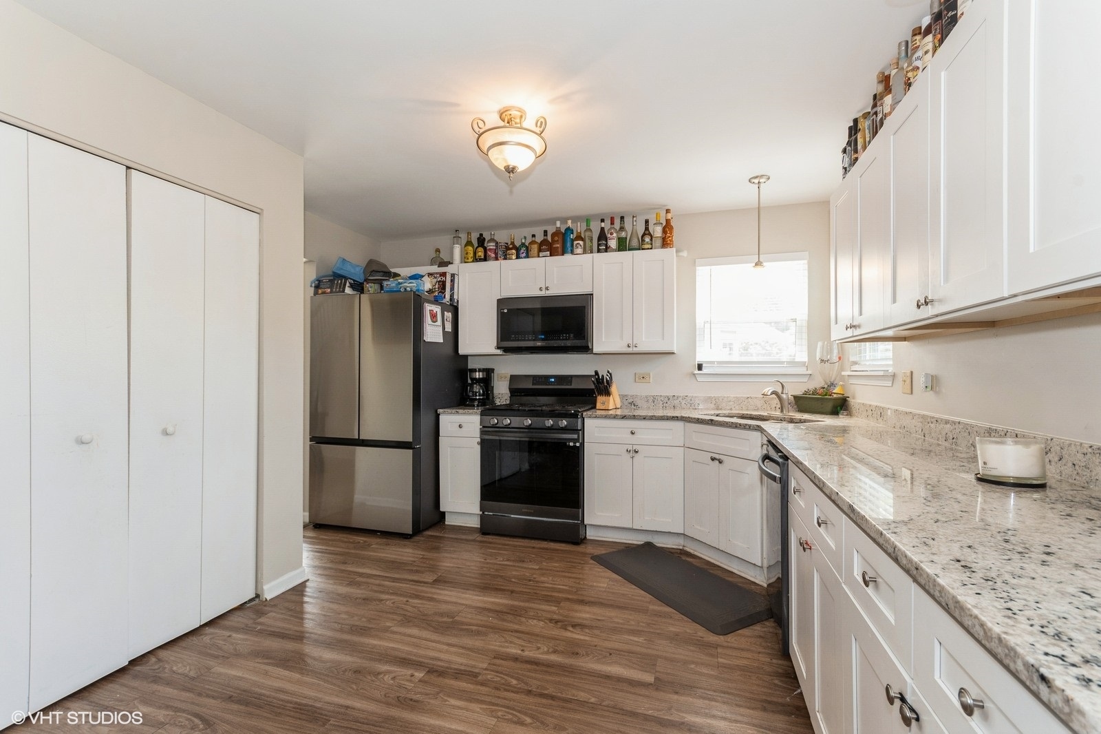 1811 Prairie Ridge Drive, Plainfield, IL 60586