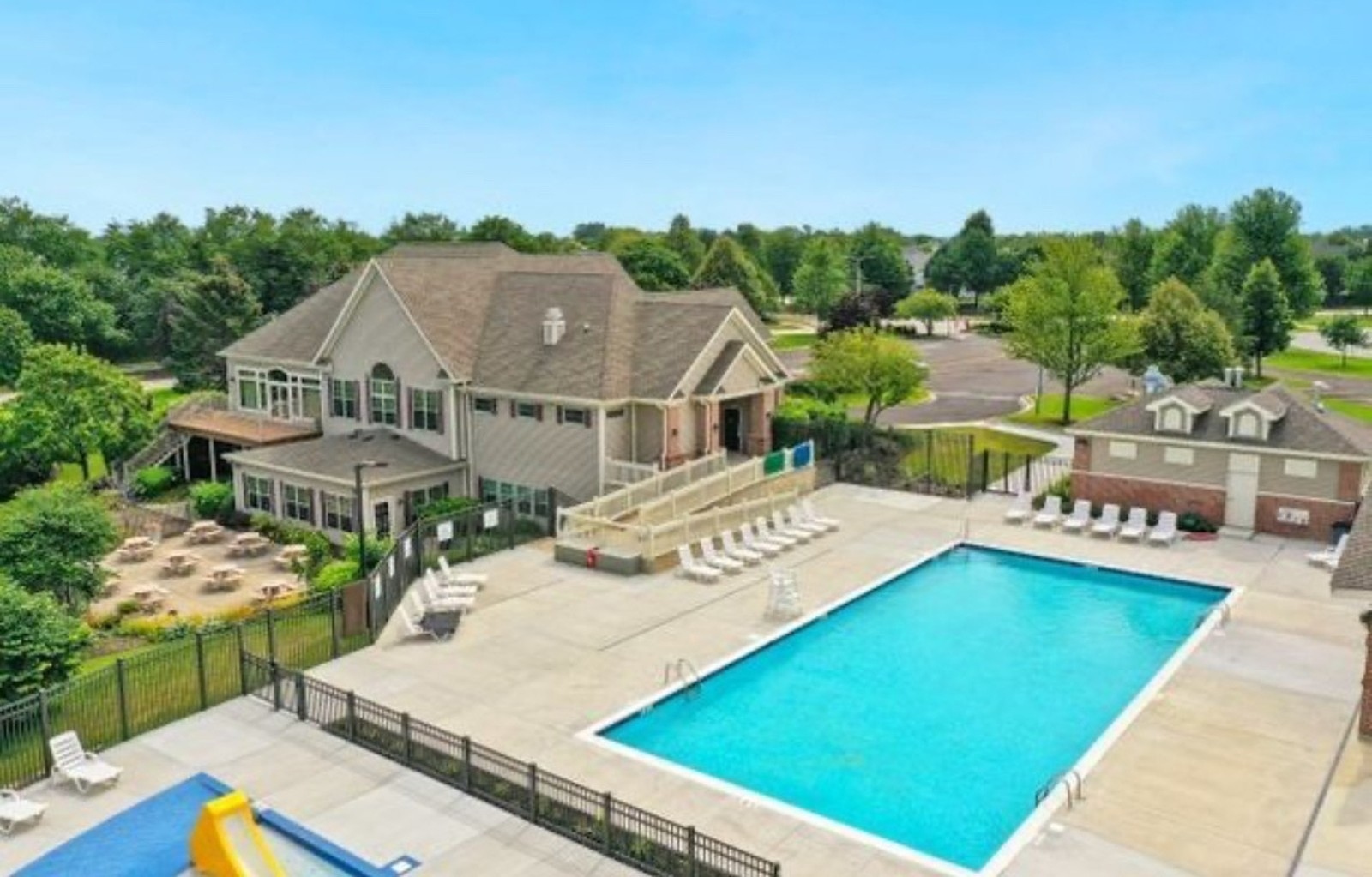 1811 Prairie Ridge Drive, Plainfield, IL 60586