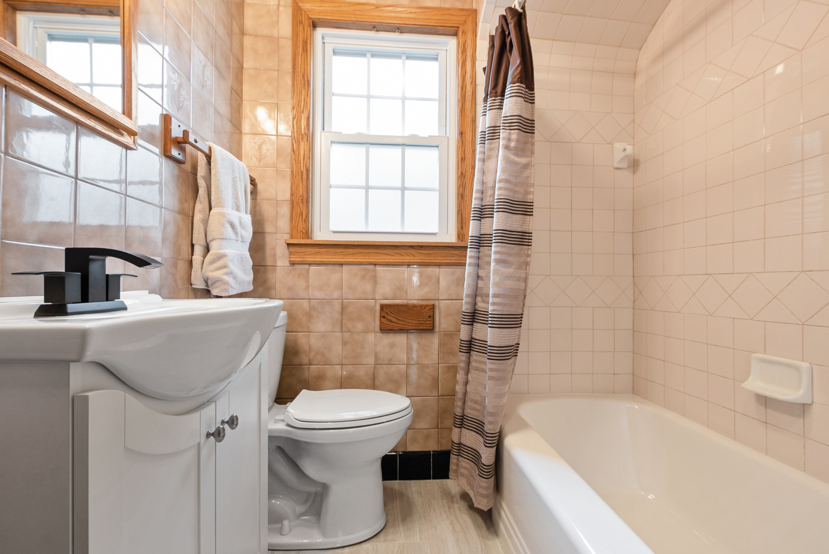 3909 W 104th Street, Chicago, IL 60655