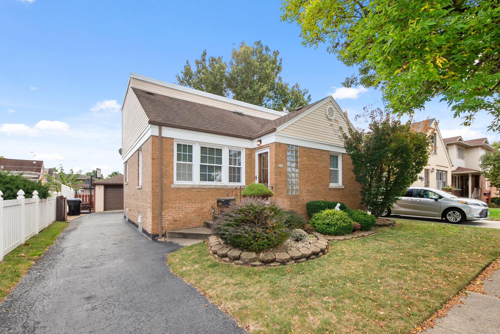 3909 W 104th Street, Chicago, IL 60655