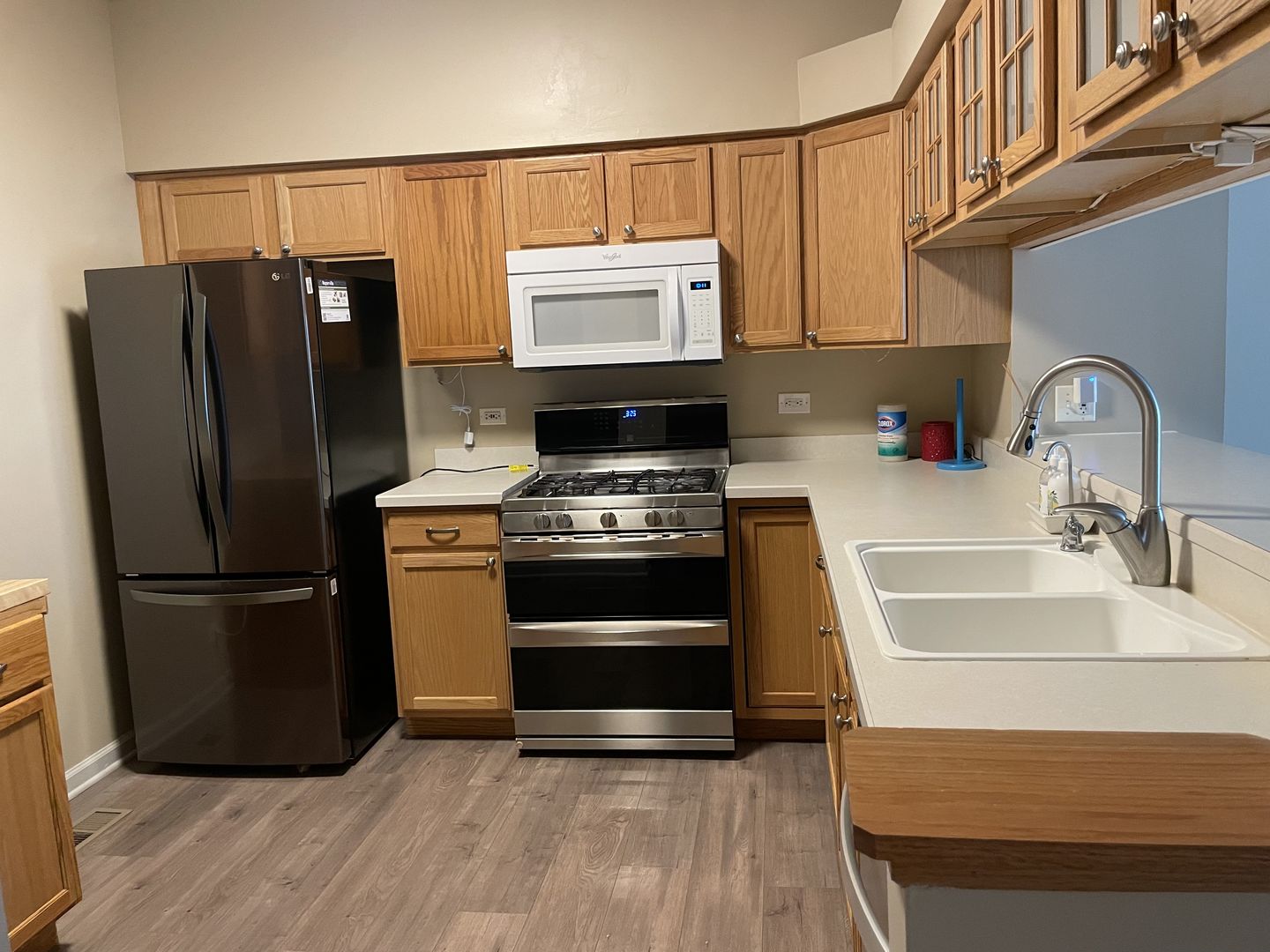 2617 CARROLWOOD Road #2617, Naperville, IL 60540