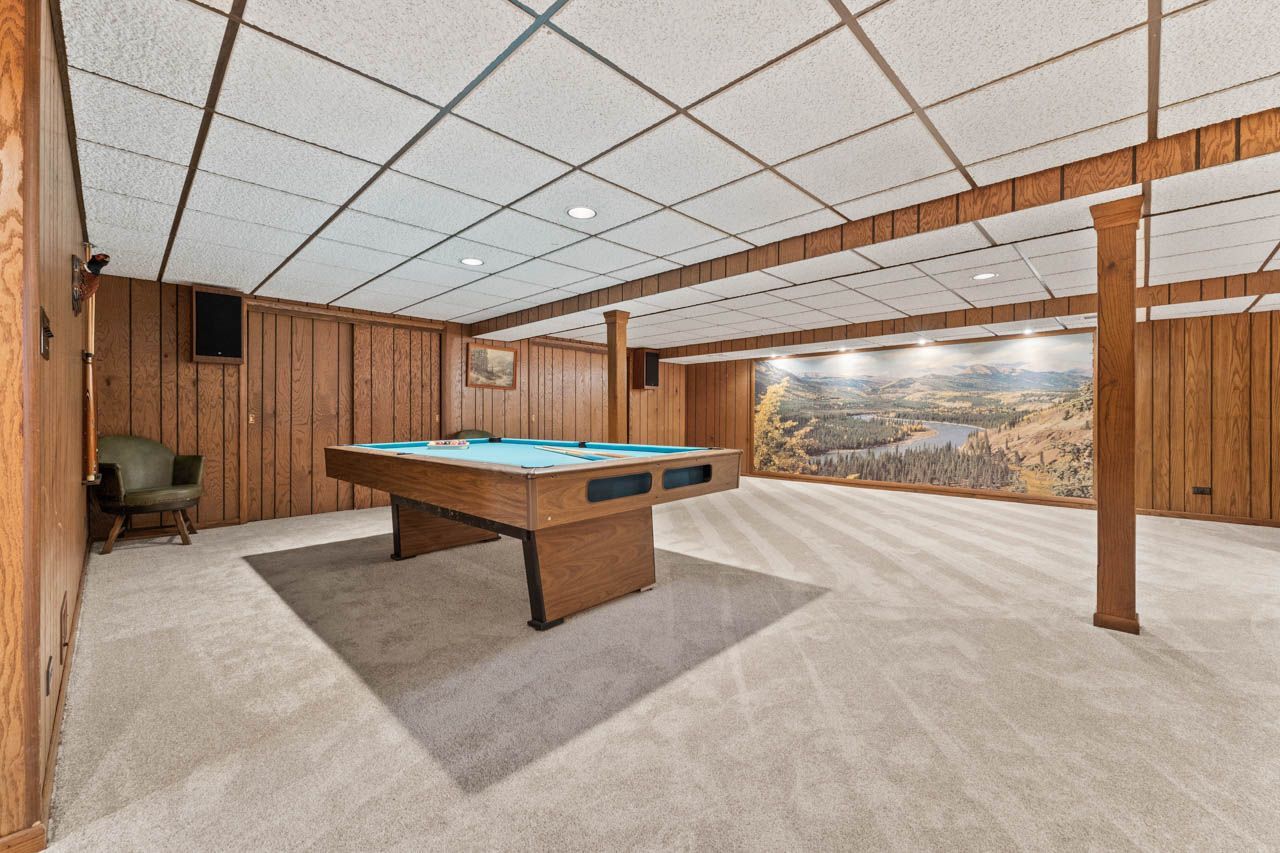 1512 N Oneida Lane, Mount Prospect, IL 60056