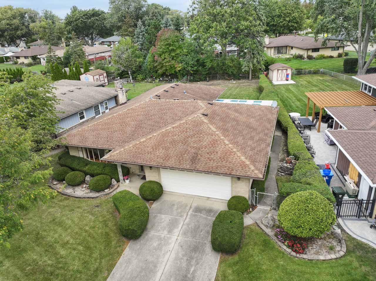 1512 N Oneida Lane, Mount Prospect, IL 60056