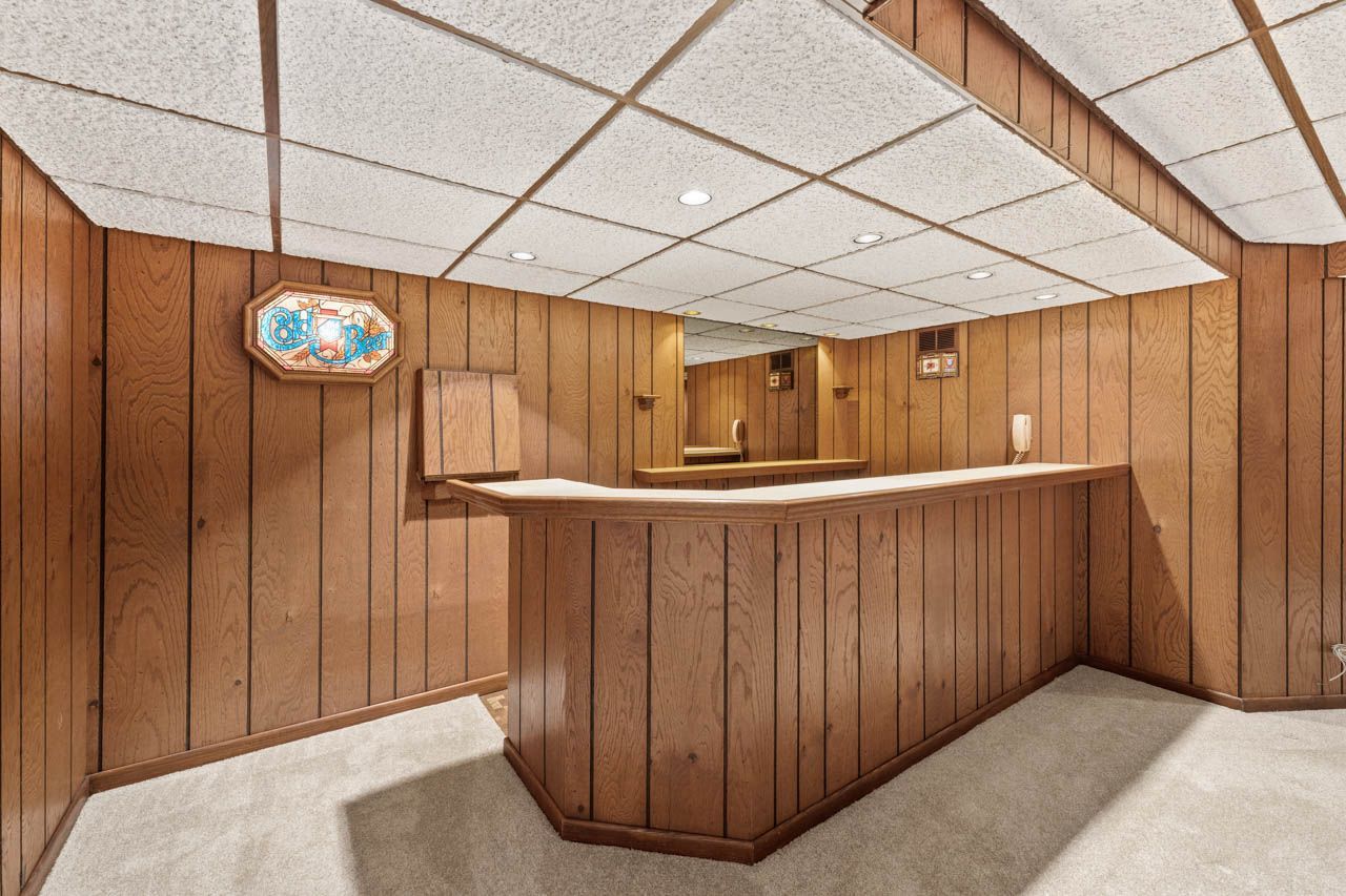 1512 N Oneida Lane, Mount Prospect, IL 60056