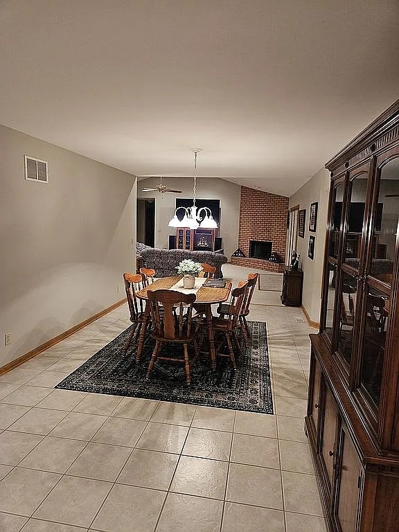 18816 S Chestnut Drive, Shorewood, IL 60404