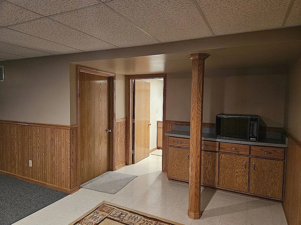 18816 S Chestnut Drive, Shorewood, IL 60404